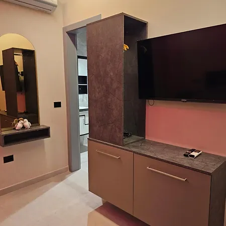 Vila Alfa Rrushkull (Durres)